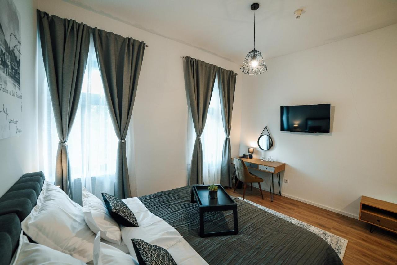 Chop Old House Hotel Velika Gorica Luaran gambar