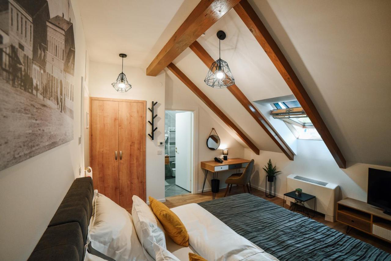 Chop Old House Hotel Velika Gorica Luaran gambar