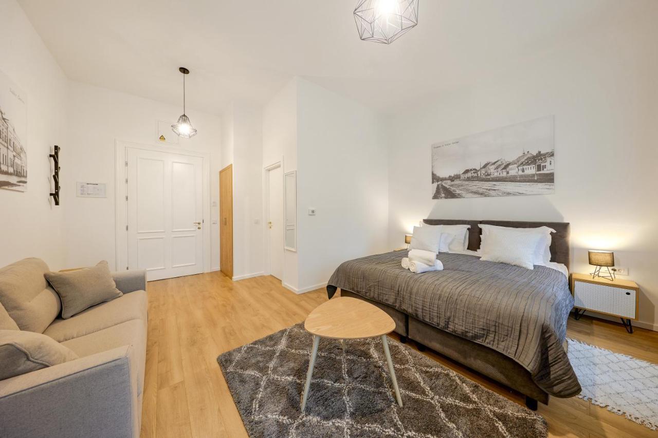 Chop Old House Hotel Velika Gorica Luaran gambar